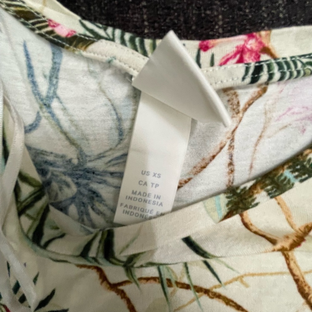 H & M top - Picture 2 of 3